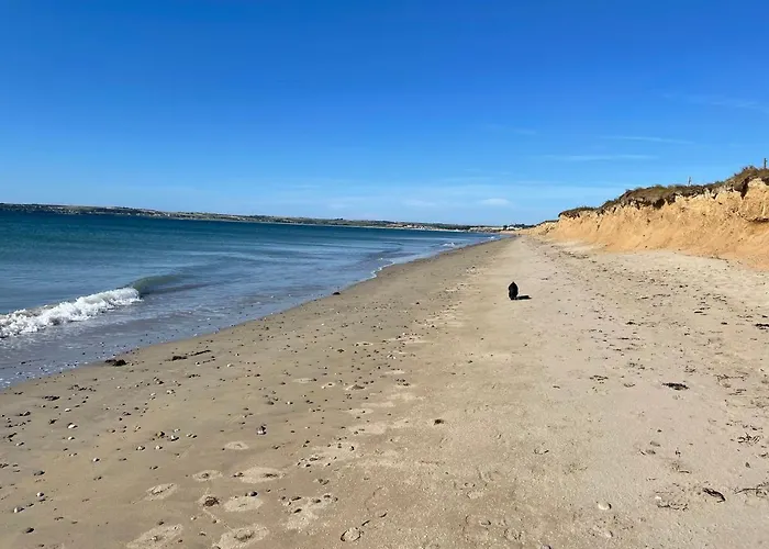 - Ballycotton Bay & Island View * Garryvoe